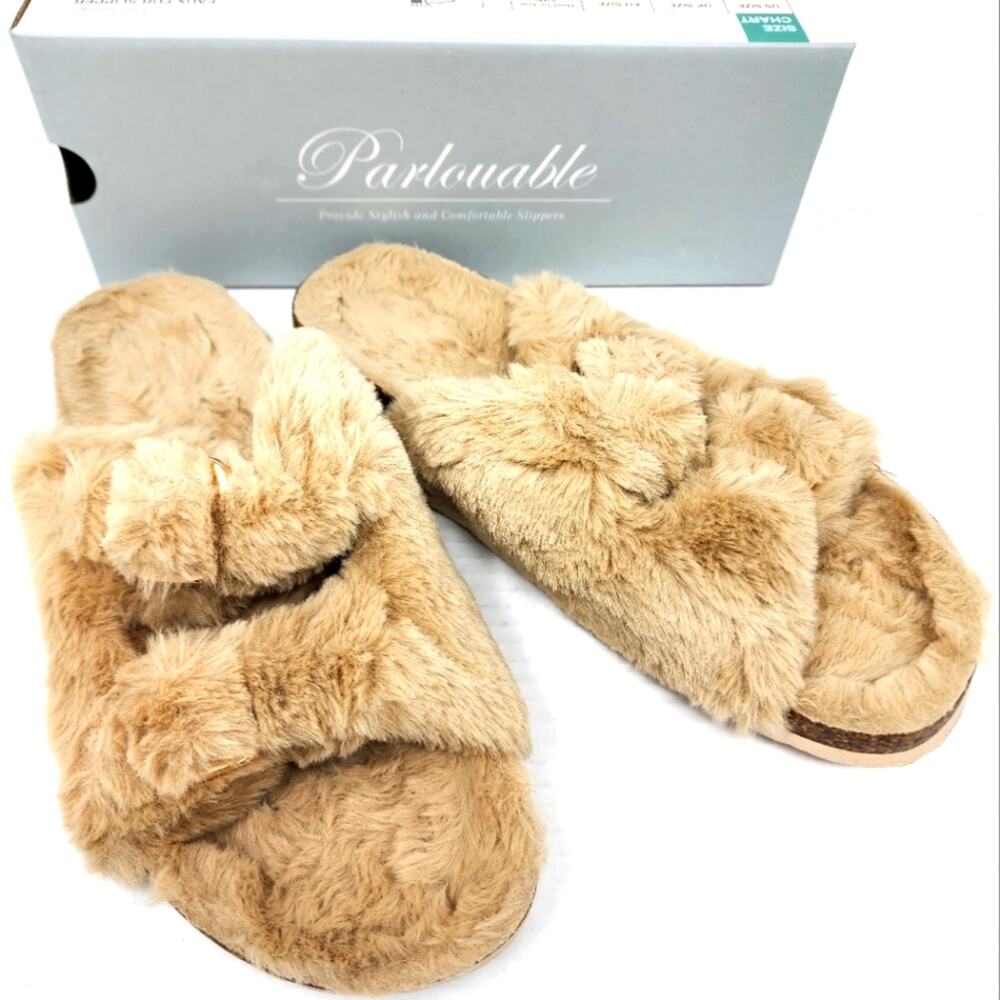 Fluffy Cozy Faux‎ Fur Camel Slippers Gold Buckle Women's Size 9-10 New in Box